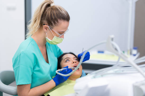 Best Weekend Emergency Dental Services in Fairfax, IA